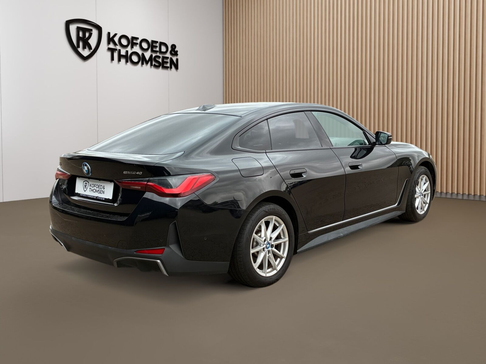 Sort BMW i4 fra 2022