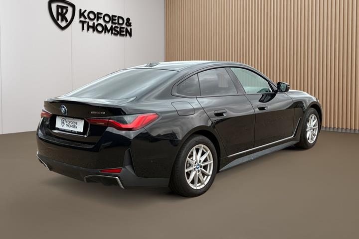 Sort BMW i4 fra 2022