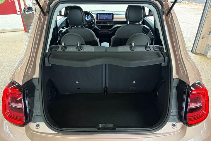 undefined Fiat 500e fra 2023