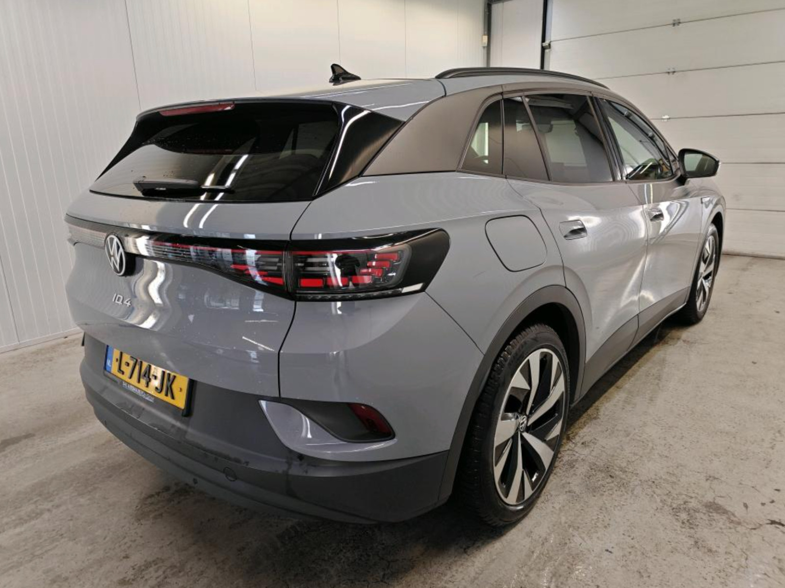 Grå VW ID.4 fra 2021