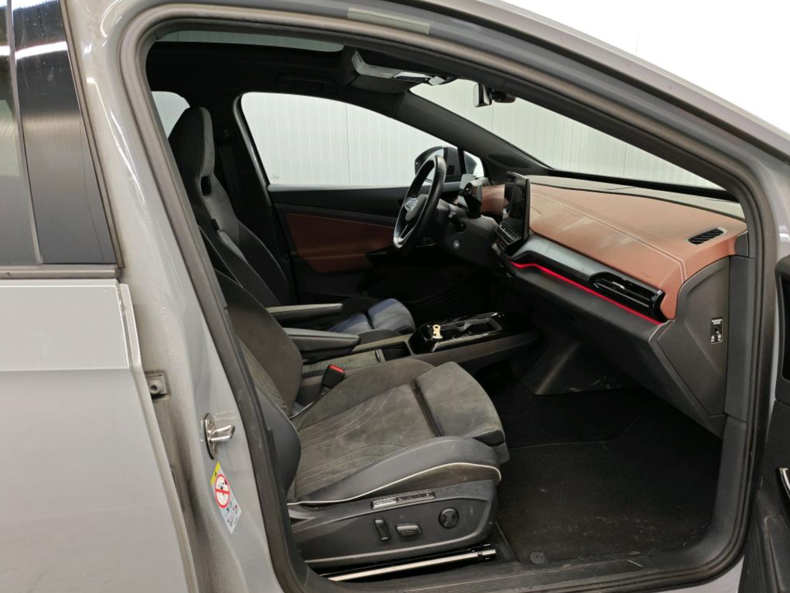 Grå VW ID.4 fra 2021