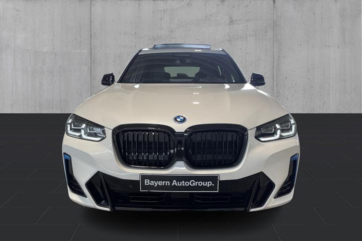 Hvid BMW iX3 fra 2023