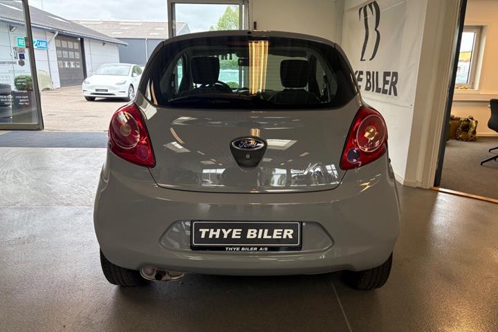 Grå Ford Ka fra 2015