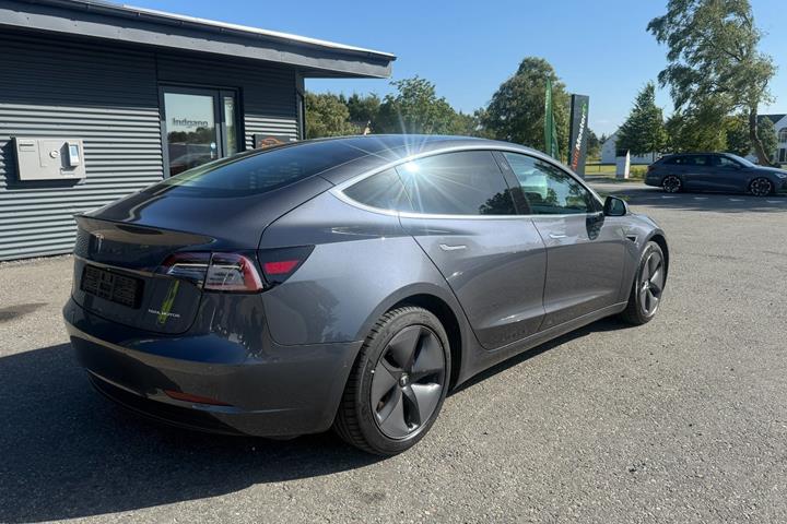 undefined Tesla Model 3 fra 2019