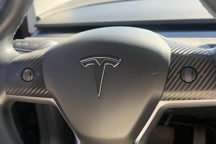 undefined Tesla Model 3 fra 2019