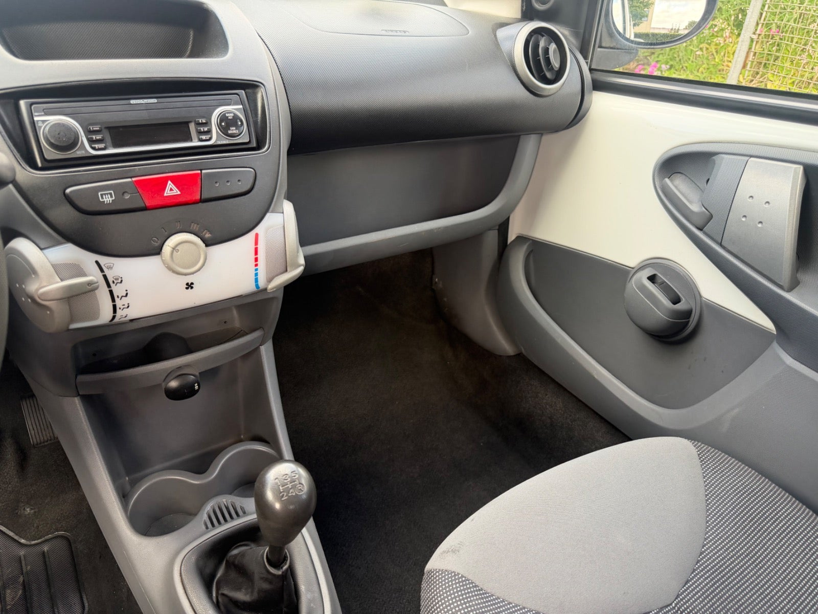 Grøn Peugeot 107 fra 2008