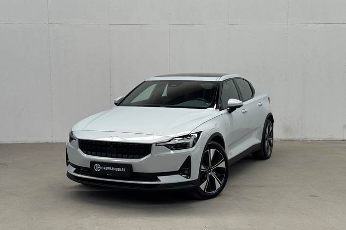 Hvid Polestar 2 fra 2023 set udefra