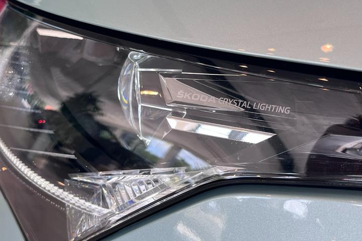 Sølv Skoda Enyaq fra 2021