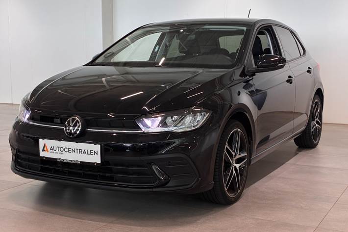 Sort VW Polo fra 2022