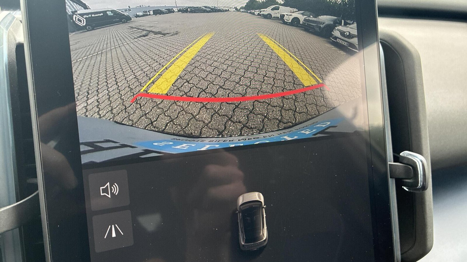 Grå Volvo EX30 fra 2024