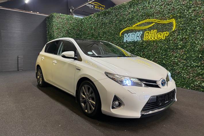undefined Toyota Auris fra 2012