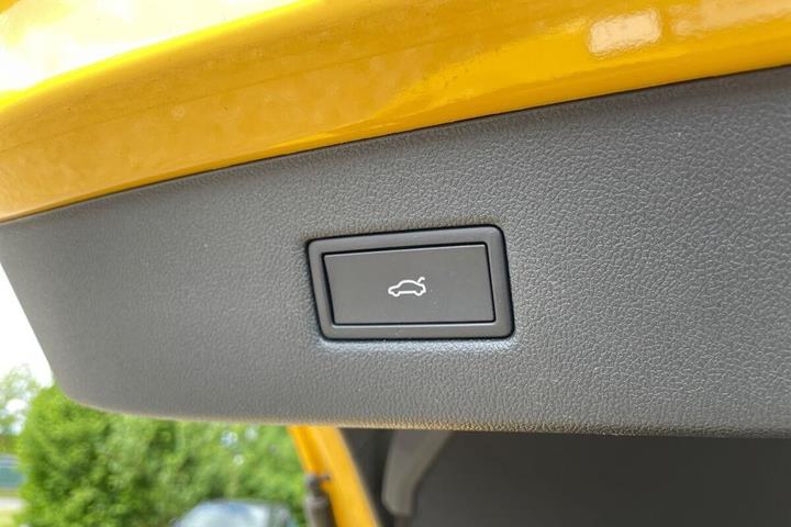 Gul Ford Capri fra 2025