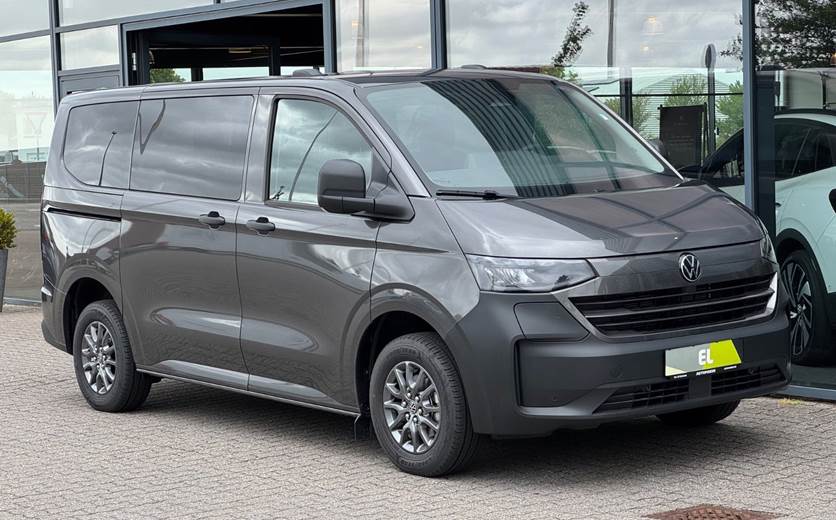 VW e-Caravelle 64 Basis SWB