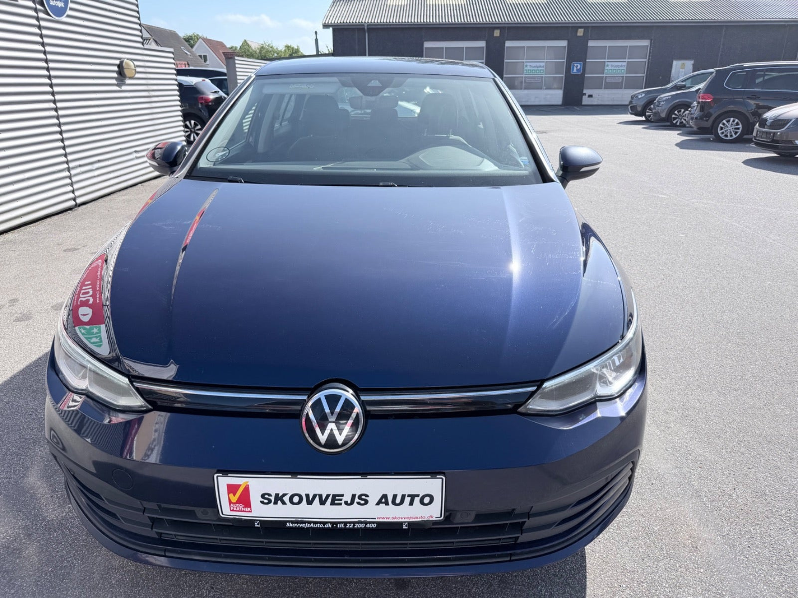 Blå VW Golf VIII fra 2022