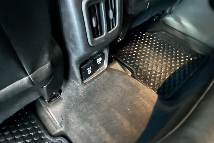 Sort Jeep Compass fra 2021