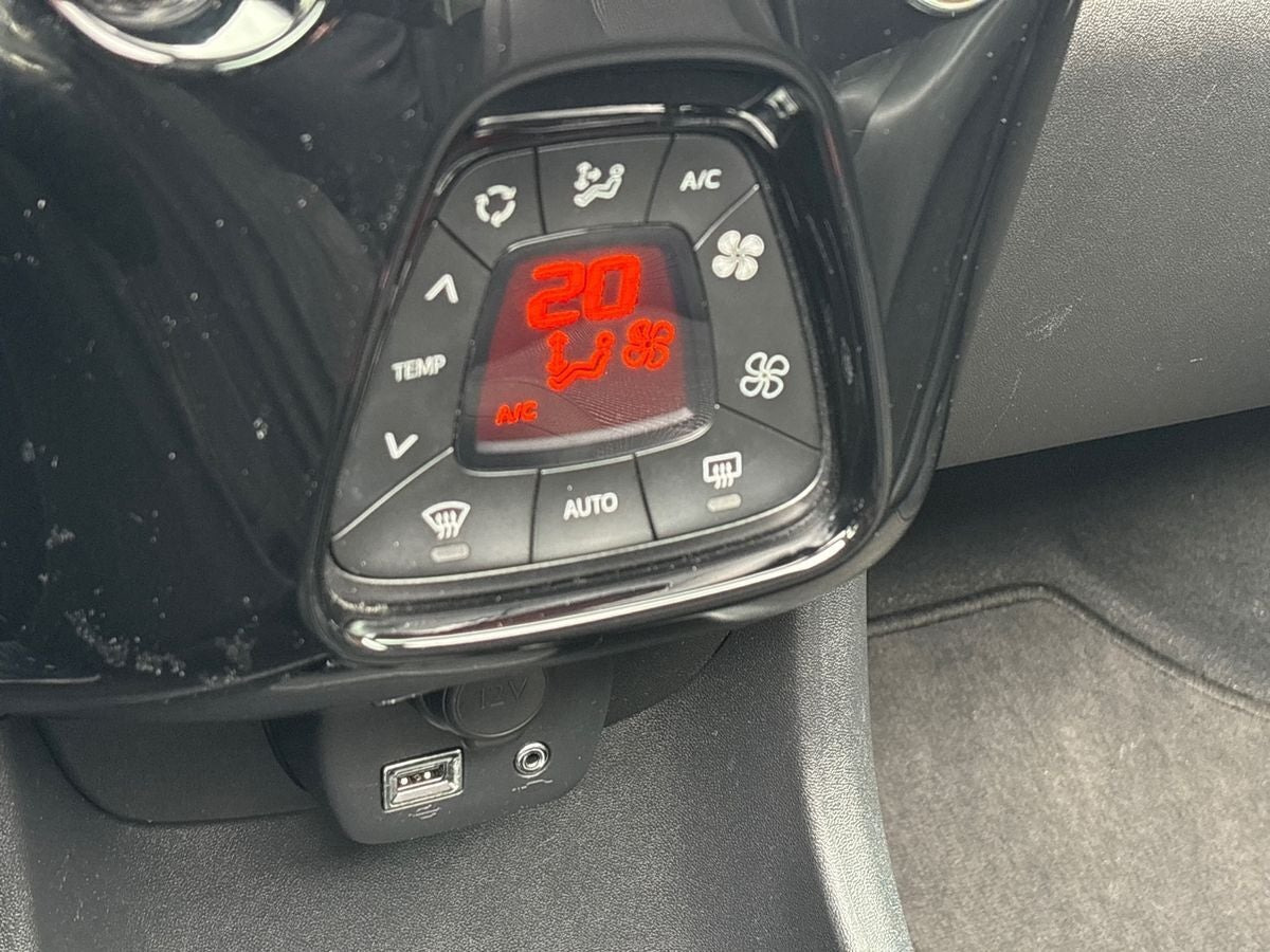 Grå Toyota Aygo fra 2020