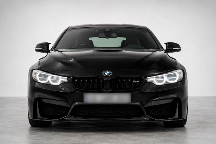 Sort BMW M4 fra 2019