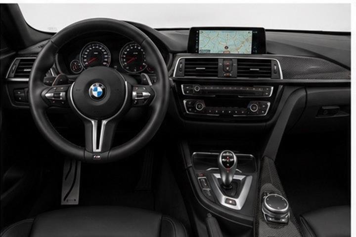 Sort BMW M4 fra 2019