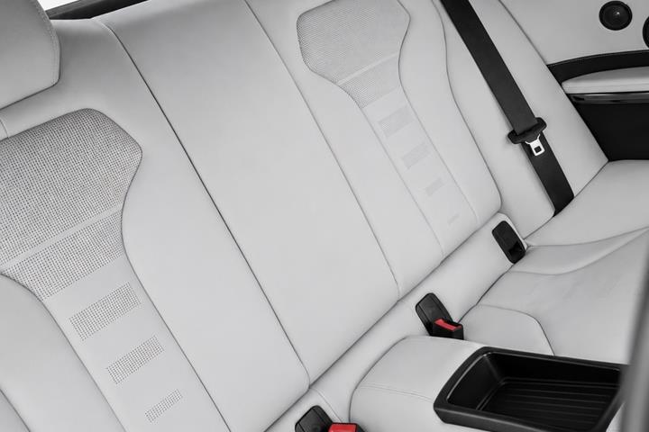 Sort BMW M4 fra 2019