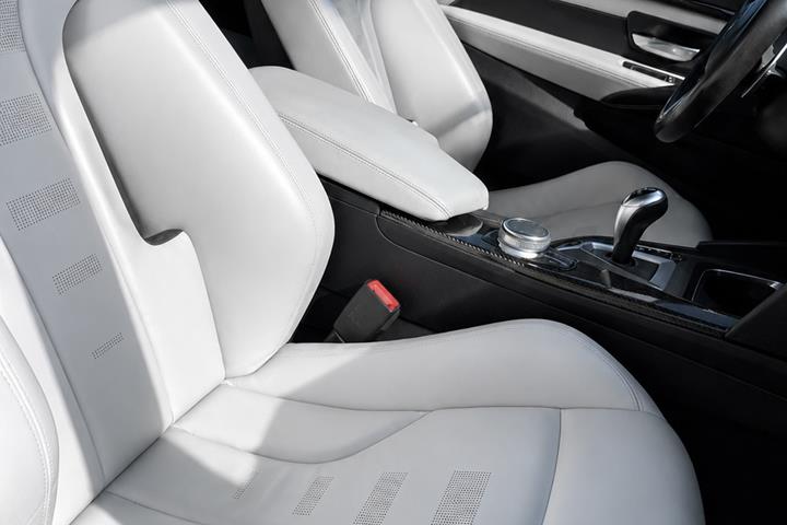 Sort BMW M4 fra 2019