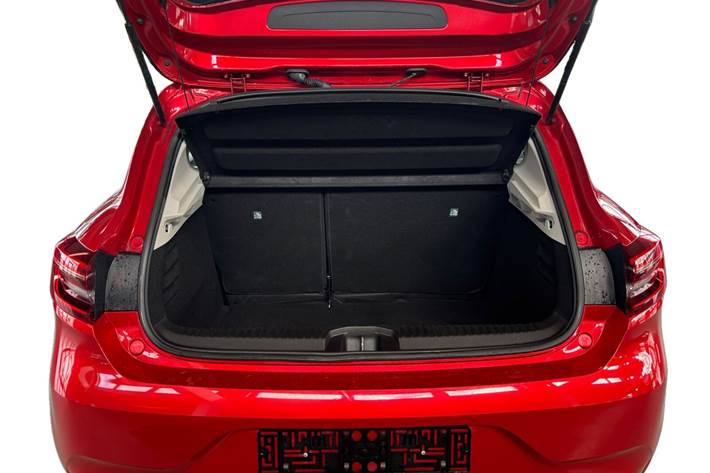 Rød Renault Clio V fra 2022