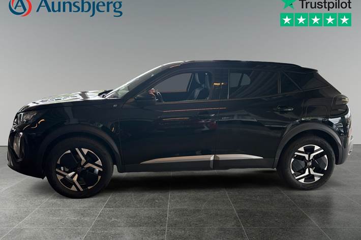 Sort Peugeot e-2008 fra 2025