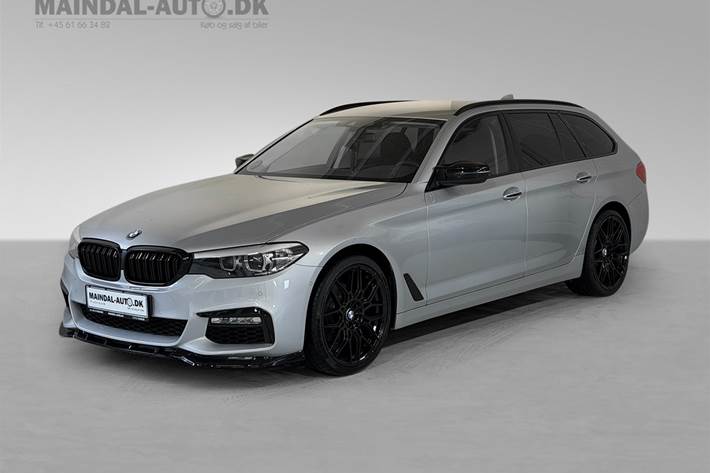 Sort BMW 520d fra 2018 set udefra