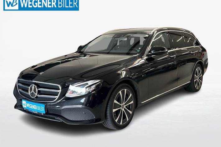 Sort Mercedes E300 de fra 2019