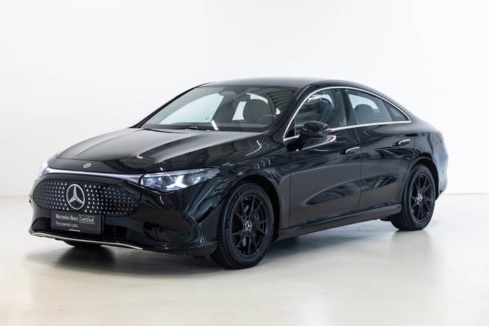 Sort Mercedes CLA250+ fra 2025 set udefra