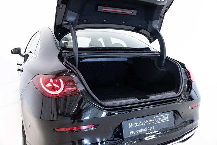 Sort Mercedes CLA250+ fra 2025