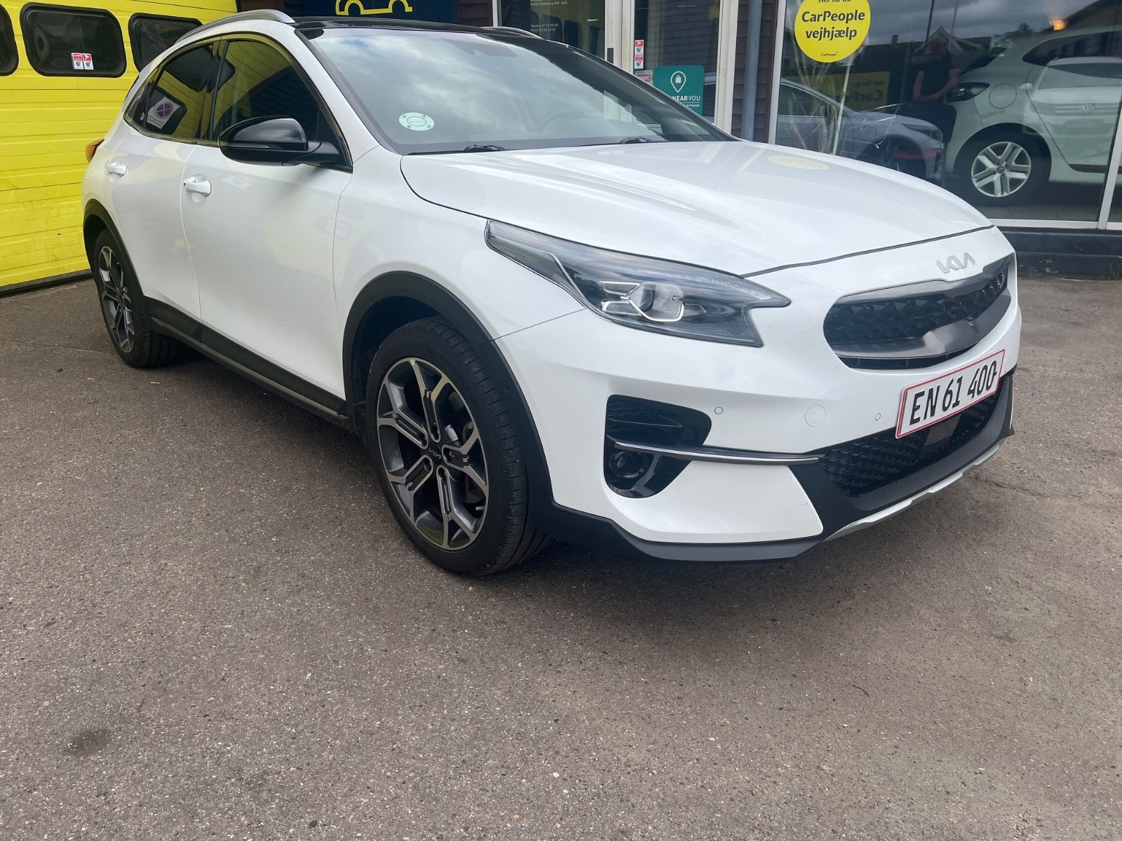 Hvid Kia XCeed fra 2022