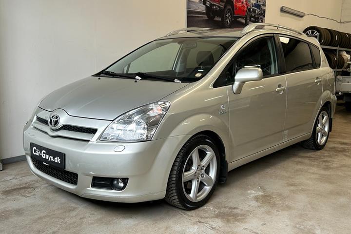 undefined Toyota Corolla Sportsvan fra 2005 set udefra