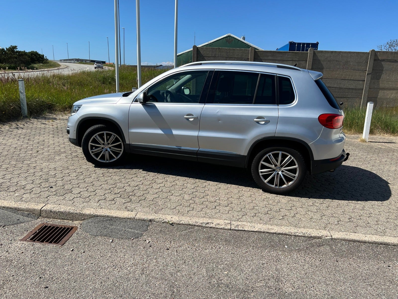 Sølv VW Tiguan fra 2013