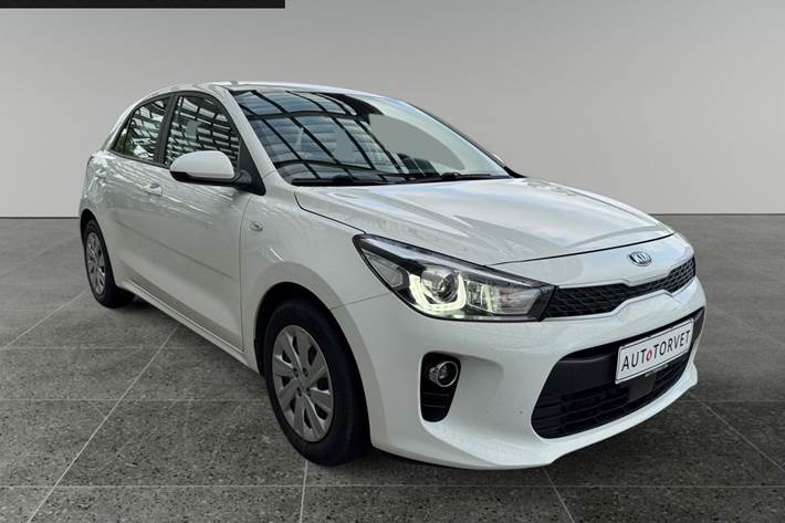 Hvid Kia Rio fra 2017