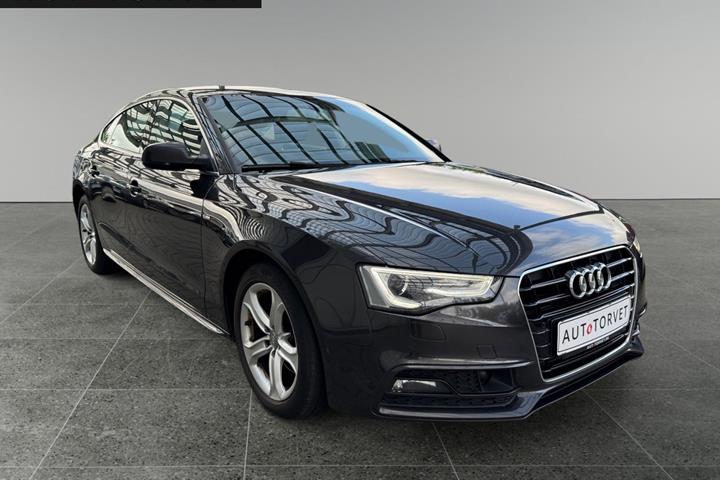 Grå Audi A5 fra 2016