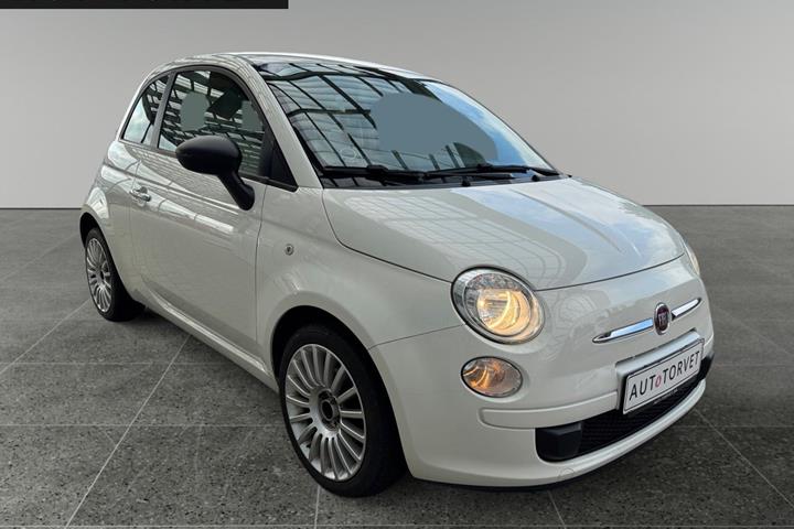 Hvid Fiat 500 fra 2015