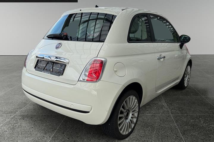Hvid Fiat 500 fra 2015