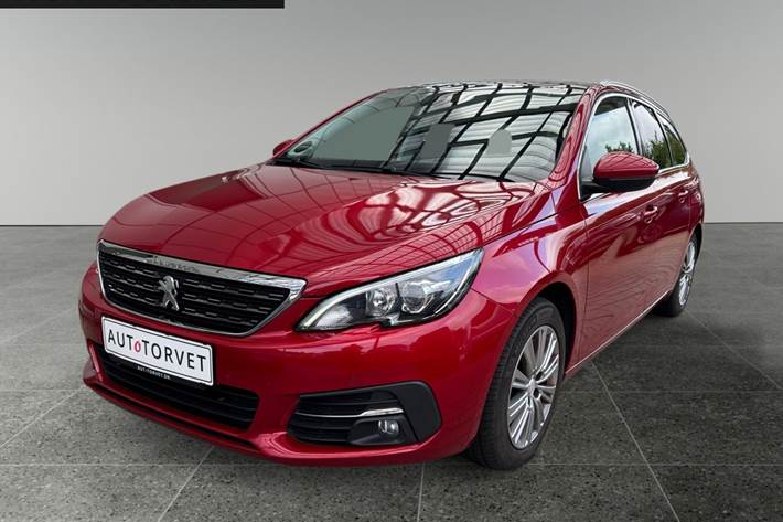 Grå Peugeot 308 fra 2018