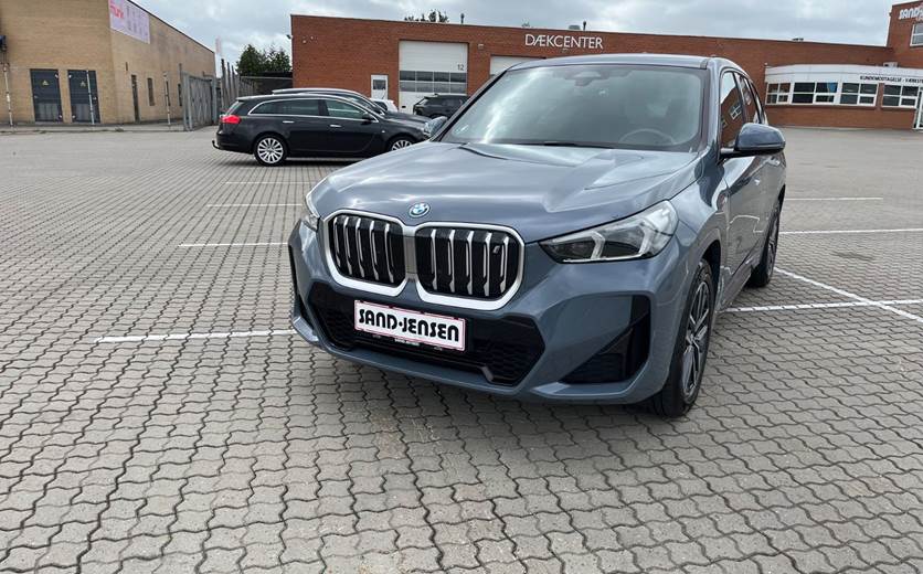 BMW iX1 xDrive30 M-Sport Premium Van