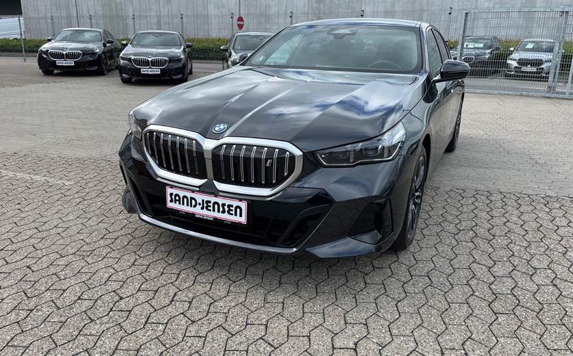 BMW i5 eDrive40 M-Sport