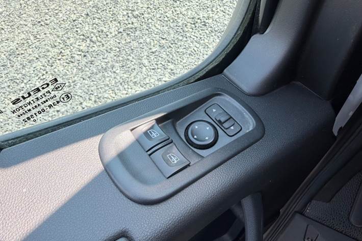 undefined Opel Movano fra 2020