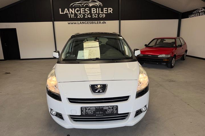 Hvid Peugeot 5008 fra 2012