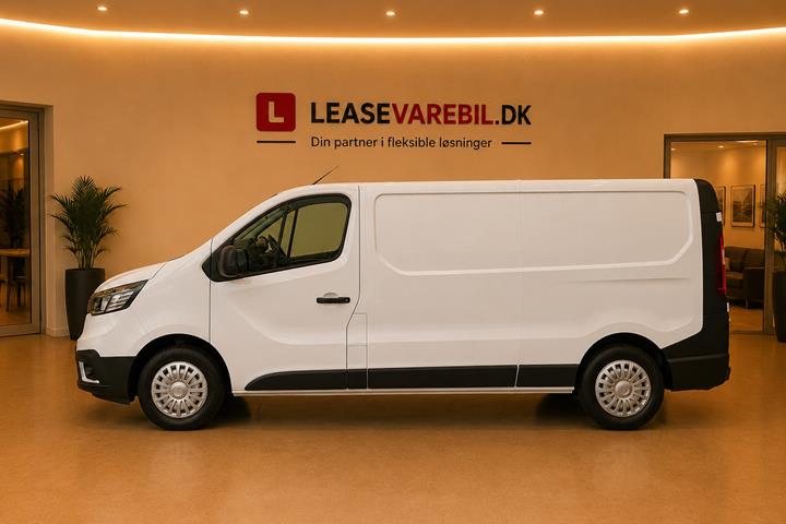 Hvid Renault Trafic fra 2022