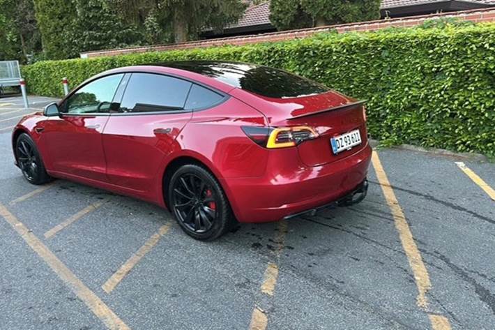 undefined Tesla Model 3 fra 2021