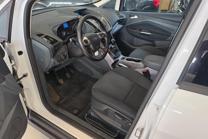 Hvid Ford C-MAX fra 2015