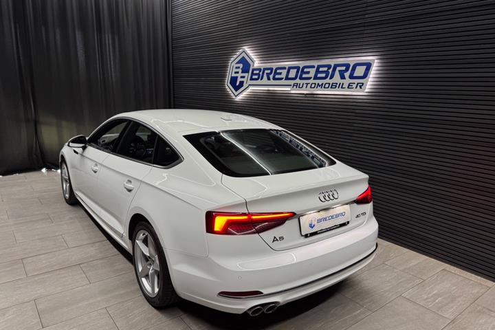Hvid Audi A5 fra 2019