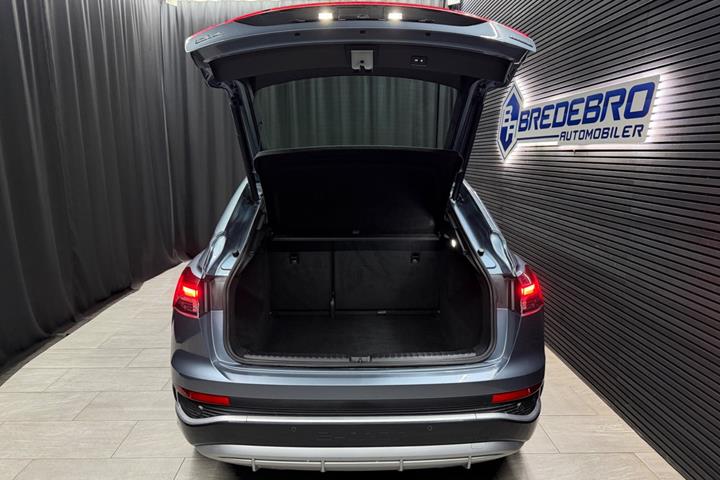 undefined Audi Q4 e-tron fra 2024