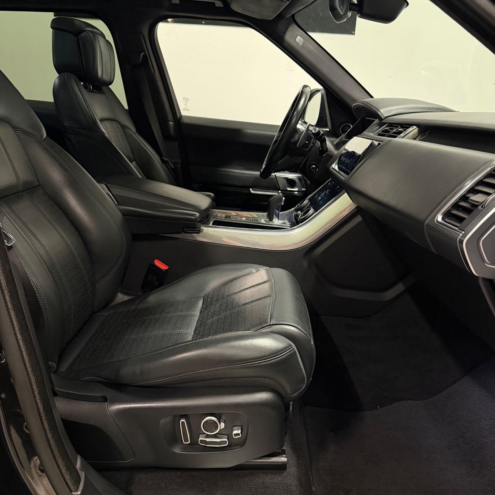 Sort Land Rover Range Rover sport fra 2018