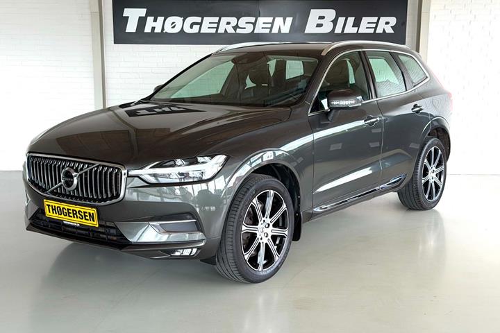 Grå Volvo XC60 fra 2018 set udefra