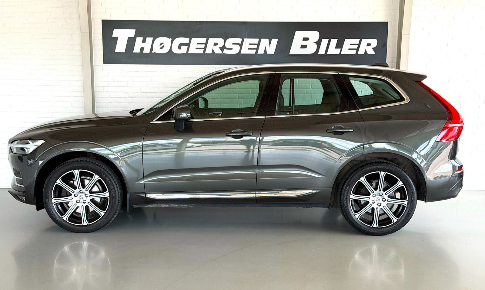 Grå Volvo XC60 fra 2018